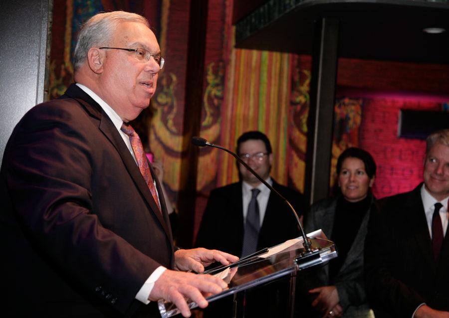 Menino speaking at the Modern Theatre in 2010