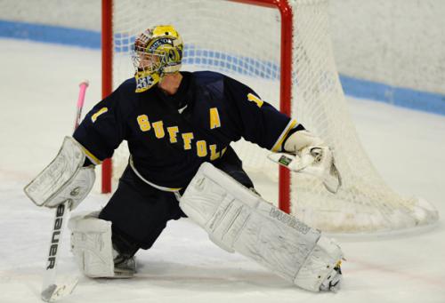 Former Suffolk goalie signs pro hockey contract