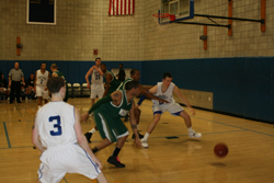 Mens basketball team gets much needed victory