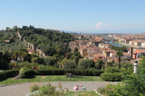 Web Exclusive! First Posting: In the Shadow of Duomo