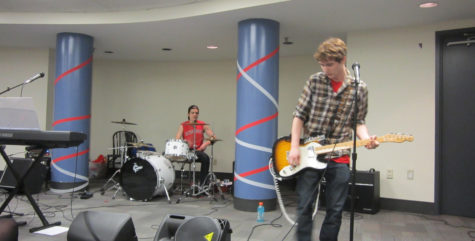 Music and Comedy Highlight Valentine’s Day Celebration