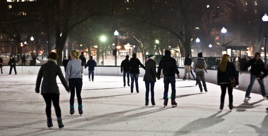 Suffolk students hit the Frog Pond ice