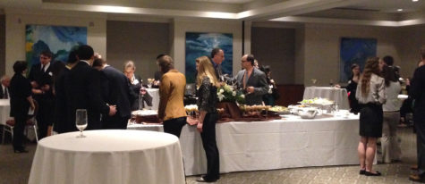 SBS honor students chat with alumni at networking event