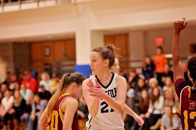 Womens basketball tops Anna Maria, improves conference record