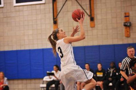 Women’s basketball extend win streak against Saint Joesph’s