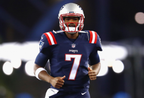 Brissett breaks in; Titans trail behind
