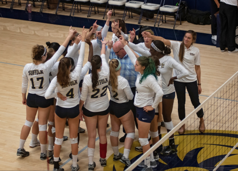 New women’s volleyball coach looks to push for playoffs