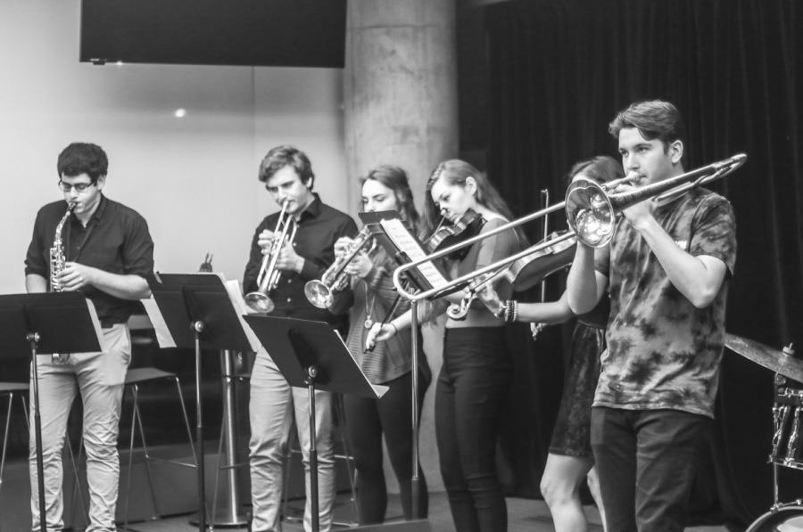 Banding together through jazz: Suffolk Jazz Band plays at Ramsgiving