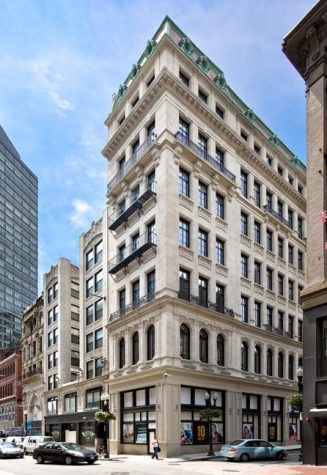 10 West residents call for elevator improvements