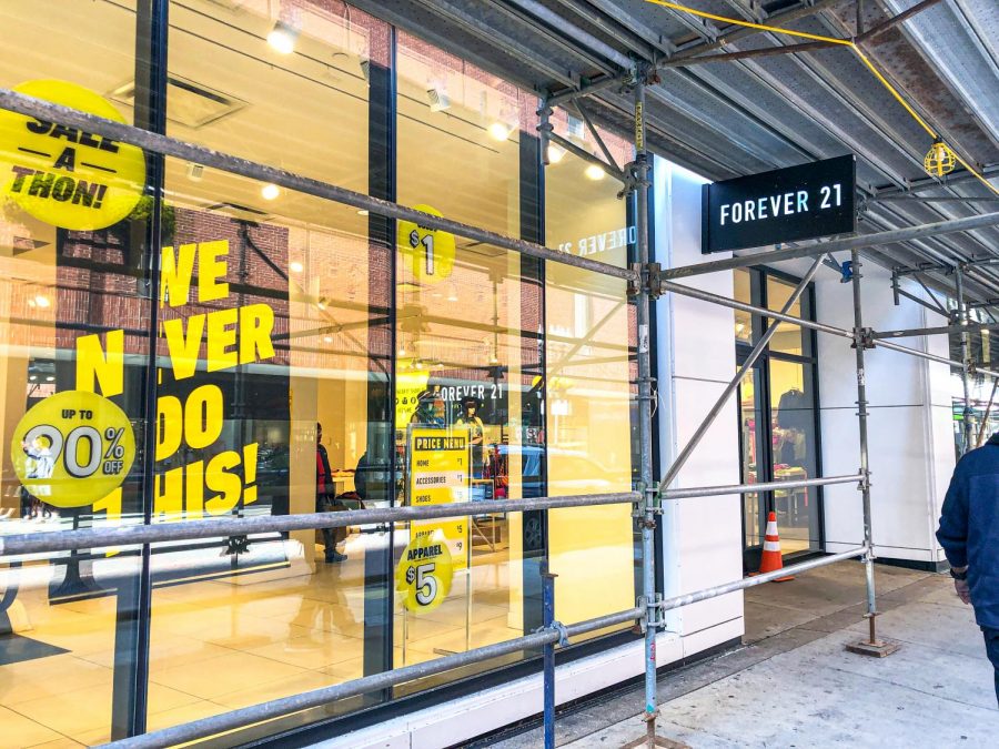 The+Downtown+Crossing+storefront+of+Forever+21+sporting+sale+signs+since+the+company+recently+announced+the+closure+of+this+location.