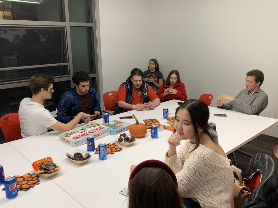 Members of Russian Speaking Community Club make friends and participate in Halloween event