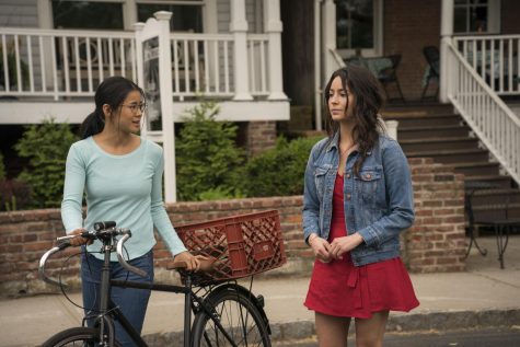 Leah Lewis and Alexxis Lemire in Netflix's new teenage rom-com