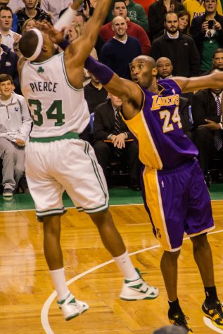 Lakers tie Celtics for most championships in NBA history