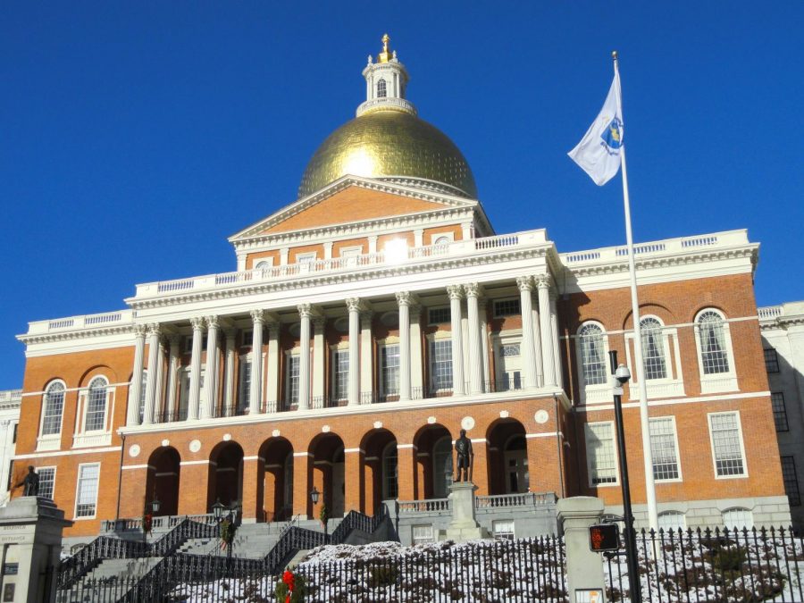 Massachusetts_State_House_-_Boston,_MA_-_DSC04664