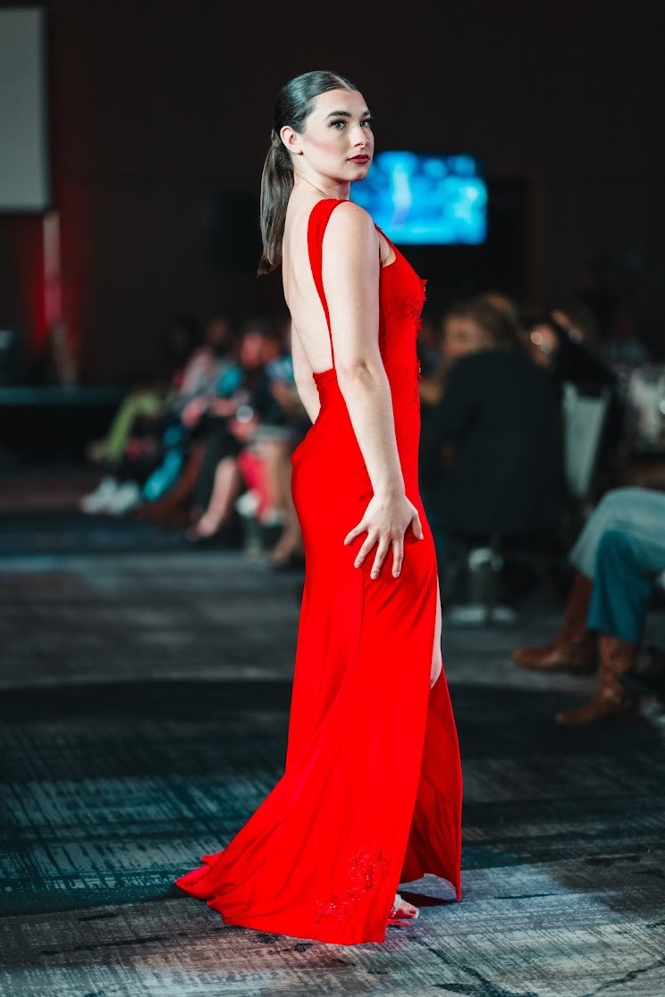 Katelyn Norwood posing at the end of the runway.