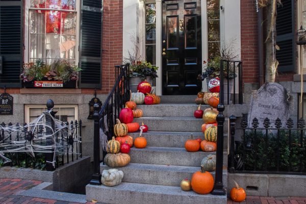 A house in Beacon Hill chose Taylor Swift and Travis Kelce themed decorations for this Halloween.