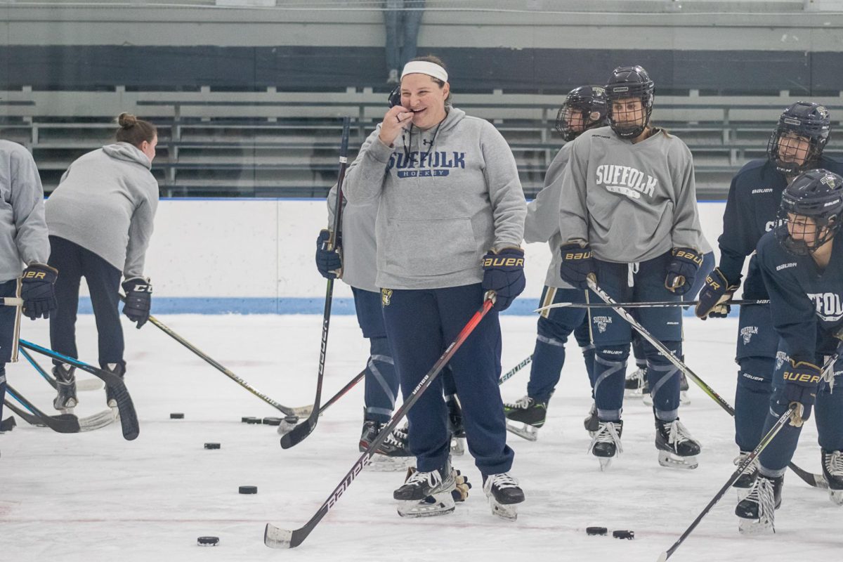 Suffolk+womens+hockey+head+coach+Abby+Ostrom+leads+a+practice+at+Porrazzo+rink+on+Oct.+13