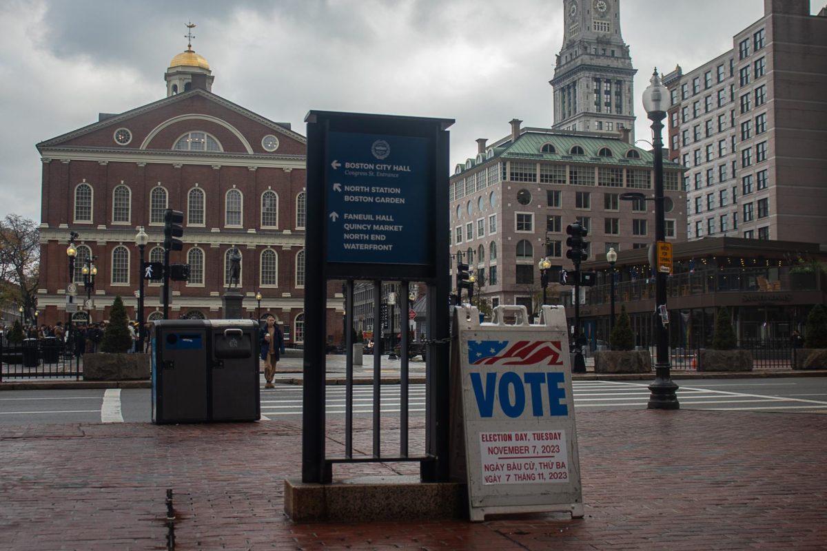 Boston+City+Hall+welcomes+voters+on+Nov.+7+for+City+Council+elections.